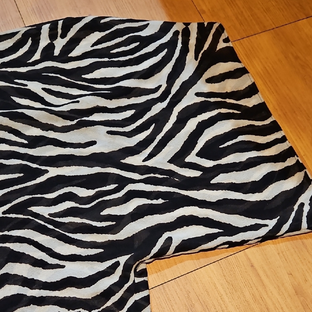 Chaps Chic Zebra Patterned Long Sleeve Blouse - image 5